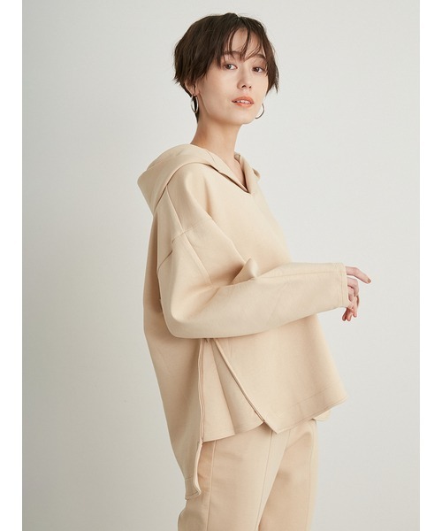 PUMA（プーマ）の「【PUMA for emmi】HOODIE_emmi atelier（スウェット・レディース・ベージュ・MEDIUM）」の4枚目の写真