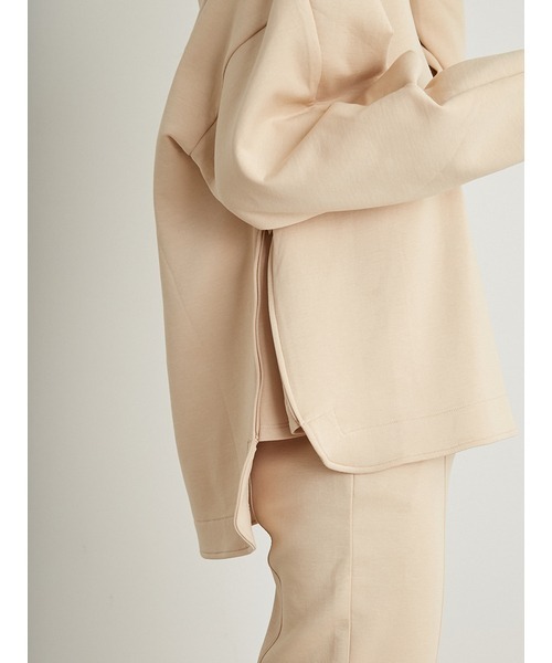 PUMA（プーマ）の「【PUMA for emmi】HOODIE_emmi atelier（スウェット・レディース・ベージュ・MEDIUM）」の3枚目の写真