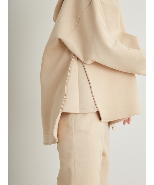 PUMA（プーマ）の「【PUMA for emmi】HOODIE_emmi atelier（スウェット・レディース・ベージュ・MEDIUM）」の9枚目の写真