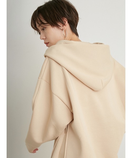 PUMA（プーマ）の「【PUMA for emmi】HOODIE_emmi atelier（スウェット・レディース・ベージュ・MEDIUM）」の18枚目の写真