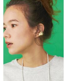 メタルデザインモチーフイヤーカフ