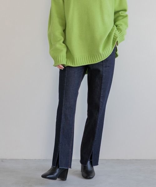 LOWRYS FARM（ローリーズファーム）の「フロントスリットデニムパンツ　260738（デニムパンツ・レディース・ブラック/ワンウォッシュ/アイボリー・SMALL/MEDIUM/LARGE）」の21枚目の写真