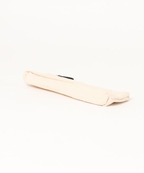 agnes b.（アニエスベー）の「WEB限定 ロゴポーチ GO03‐06（ポーチ・レディース・ホワイト・FREE）」の2枚目の写真