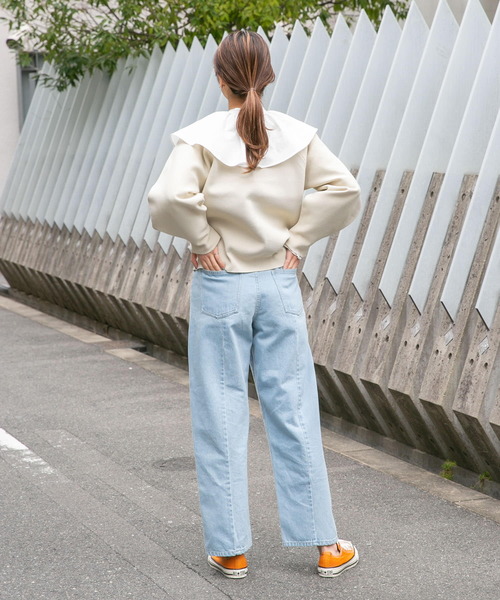 KBF(ケイビーエフ)の「BACKボタンニットプルオーバー(ニット/セーター・レディース・ライトベージュ/ネイビー/カーキ・ONE)」の12枚目の写真