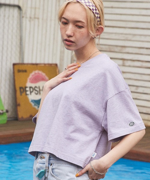 DISCUS ATHLETIC(ディスカス アスレチック)の「DISCUS ATHLETIC/ディスカス アスレチック クロップド丈 コットン半袖Tシャツ<セットアップ可能>(Tシャツ/カットソー・レディース・オレンジ/イエロー/ホワイト/杢グレー/ラベンダー・L/M)」の1枚目の写真