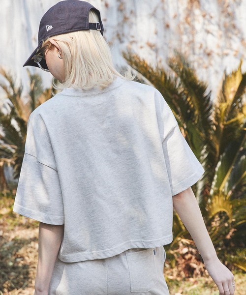 DISCUS ATHLETIC(ディスカス アスレチック)の「DISCUS ATHLETIC/ディスカス アスレチック クロップド丈 コットン半袖Tシャツ<セットアップ可能>(Tシャツ/カットソー・レディース・オレンジ/イエロー/ホワイト/杢グレー/ラベンダー・L/M)」の15枚目の写真