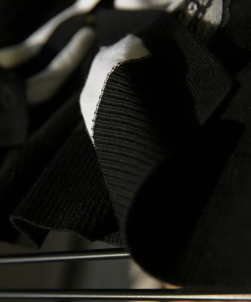 LOPASS（ロパス）の「バイカラー　レース付き　ニットカーディガン（カーディガン/ボレロ・レディース・ブラック・LARGE/MEDIUM）」の11枚目の写真