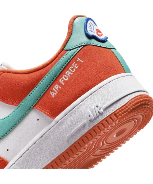 NIKE（ナイキ）の「ナイキ エア フォース 1 '07 LV8 メンズシューズ / Nike Air Force 1 '07 LV8（スニーカー・メンズ・ブラック/オレンジ・26.5/28/25.5/27.5/29/25/26/29.5/27/24.5/28.5/30/24）」の10枚目の写真