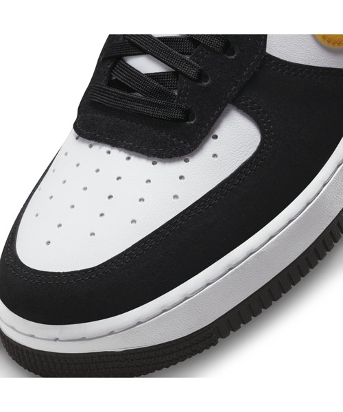 NIKE（ナイキ）の「ナイキ エア フォース 1 '07 LV8 メンズシューズ / Nike Air Force 1 '07 LV8（スニーカー・メンズ・ブラック/オレンジ・26.5/28/25.5/27.5/29/25/26/29.5/27/24.5/28.5/30/24）」の17枚目の写真