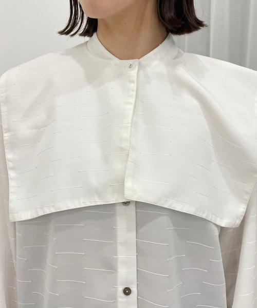 CAPRICIEUX LE'MAGE(カプリシューレマージュ)の「取外しスクエアカラーシャツ(シャツ/ブラウス・レディース・ホワイト/ブラック・FREE)」の9枚目の写真