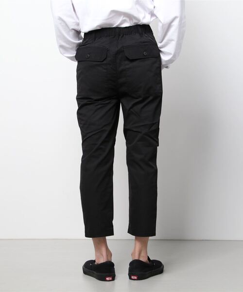 House of Blues（ハウスオブブルース）の「ツイルｘナイロンガーデニング ベイカーパンツ（その他パンツ・メンズ・ブラック/オリーブ・M/L）」の4枚目の写真