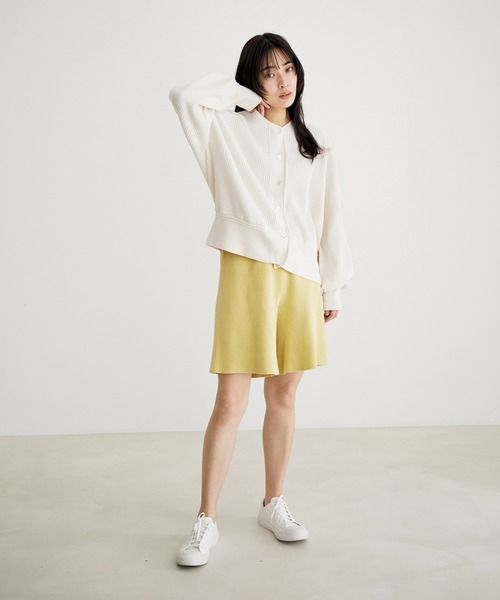 SALON adam et rope'（サロン アダム エ ロペ）の「【極上の肌ざわり】リブクルーネックカーディガン -CreamyCotton /クリーミーコットン-（カーディガン/ボレロ・レディース・パープル/グレー/オフホワイト/ピンク/イエロー・FREE）」の18枚目の写真