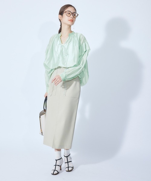 ROPE'（ロペ）の「前後2WAYブライトシアーギャザーブラウス【SDGs】（シャツ/ブラウス・レディース・ピンク/イエロー/ライトグリーン/ブルー系その他4・38）」の18枚目の写真