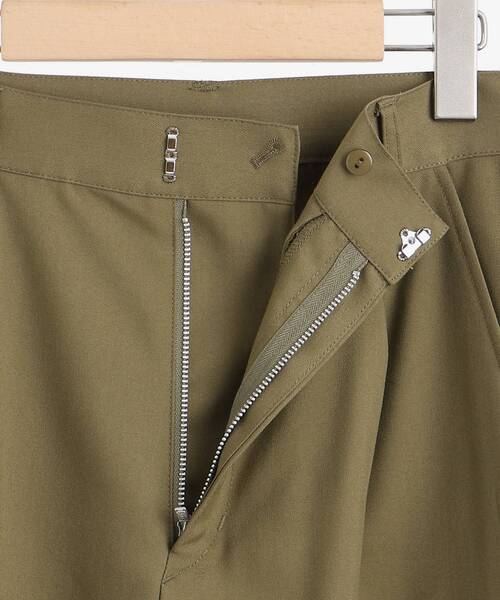 le.coeur blanc（ルクールブラン）の「2wayヘムカーゴパンツ（カーゴパンツ・レディース・ネイビー/カーキオリーブ・38/36）」の18枚目の写真