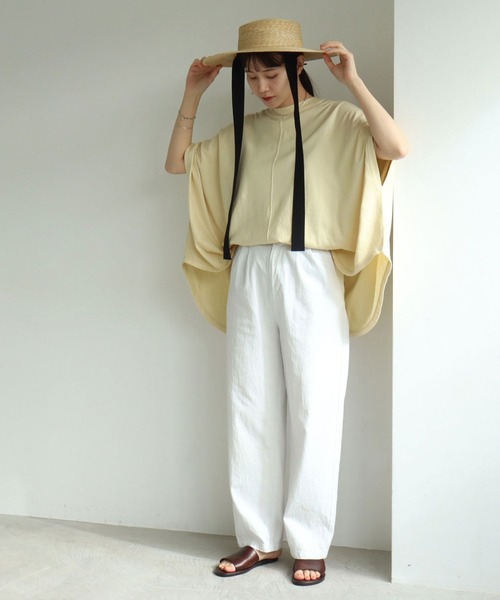 yuni(ユニ )の「60/2強撚コットン wide tuck パンツ(スラックス・レディース・ホワイト/ベージュ/グリーン/アイボリー・MEDIUM/SMALL/S/M)」の7枚目の写真