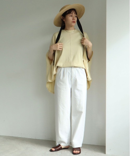 yuni(ユニ )の「60/2強撚コットン wide tuck パンツ(スラックス・レディース・ホワイト/ベージュ/グリーン/アイボリー・MEDIUM/SMALL/S/M)」の8枚目の写真