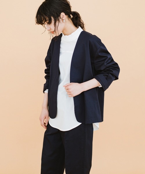 haco!（ハコ）の「かっこつけずにかっこよくなれる！ＰＢＰオーガニックコットン　シンプルジャケット（ユニセックス）（ノーカラージャケット・レディース・ダークネイビー・1/2/3）」の9枚目の写真