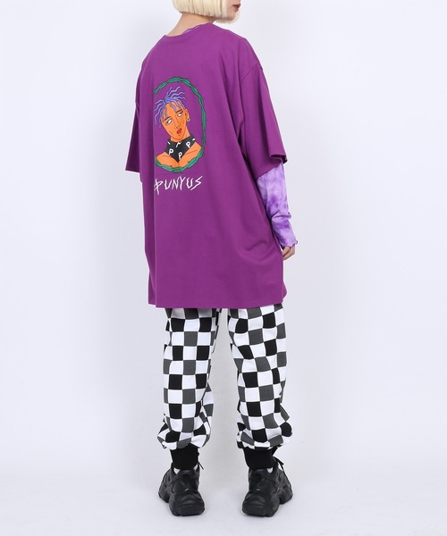 PUNYUS(プニュズ)の「GANGビッグTシャツ(Tシャツ/カットソー・レディース・パープル/ホワイト/ブラック・4/3)」の7枚目の写真