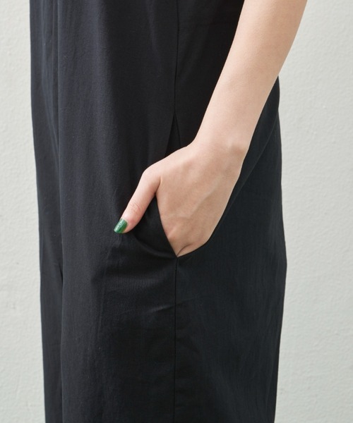 MERLOT(メルロー)の「タックオールインワン(サロペット/オーバーオール・レディース・ピンク/ブラック/ライトグリーン・FREE)」の9枚目の写真