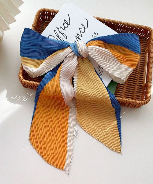 me+em select（ミームセレクト）の「【 4色展開 】プリーツカラーロングスカーフ（バンダナ/スカーフ・レディース・イエロー/ブラック/グリーン/オレンジ・FREE）」の12枚目の写真