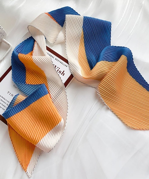 me+em select（ミームセレクト）の「【 4色展開 】プリーツカラーロングスカーフ（バンダナ/スカーフ・レディース・イエロー/ブラック/グリーン/オレンジ・FREE）」の14枚目の写真