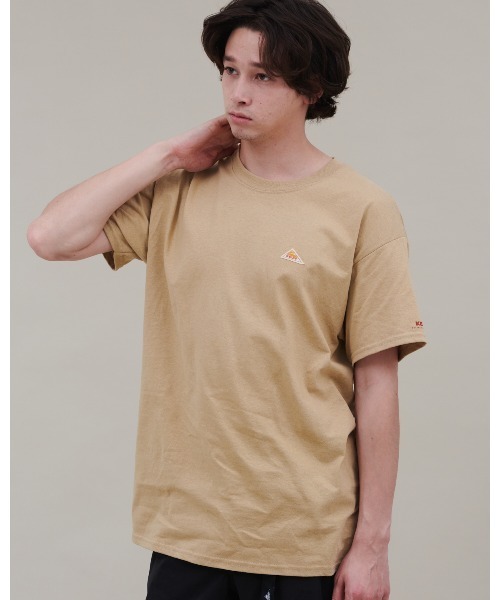 KELTY（ケルティ）の「ZOZO限定/KELTY オオニシアキオ “COZY TIME” S/S TEE（Tシャツ/カットソー・メンズ・ホワイト/サンドベージュ・L/M）」の8枚目の写真