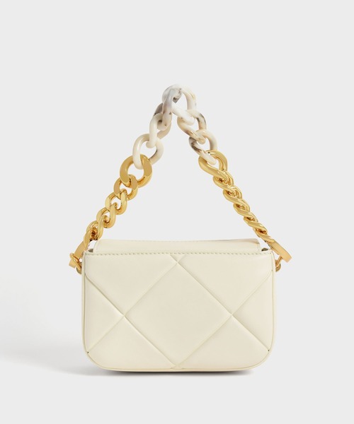CHARLES & KEITH(チャールズ & キース)の「ダニカ チャンキーチェーンハンドルパッドバッグ / Danika Chunky Chain-Handle Padded Bag(ハンドバッグ・レディース・クリーム/グリーン系その他2/オレンジ系その他2・S)」の2枚目の写真
