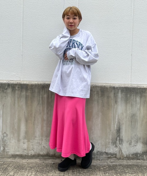 DuKKah（デュカ）の「Dukkah/【低身長向け】ポンチスリットマーメイドスカート（スカート・レディース・ブルー/ライム/ピンク/オレンジ/ブラック・X-SMALL）」の4枚目の写真