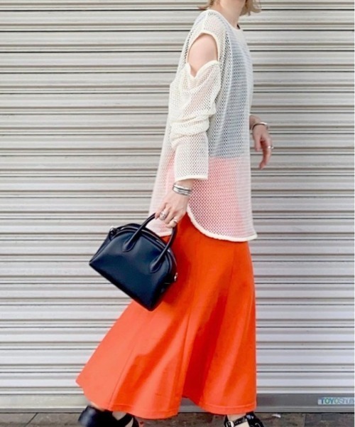 DuKKah（デュカ）の「Dukkah/【低身長向け】ポンチスリットマーメイドスカート（スカート・レディース・ブルー/ライム/ピンク/オレンジ/ブラック・X-SMALL）」の13枚目の写真