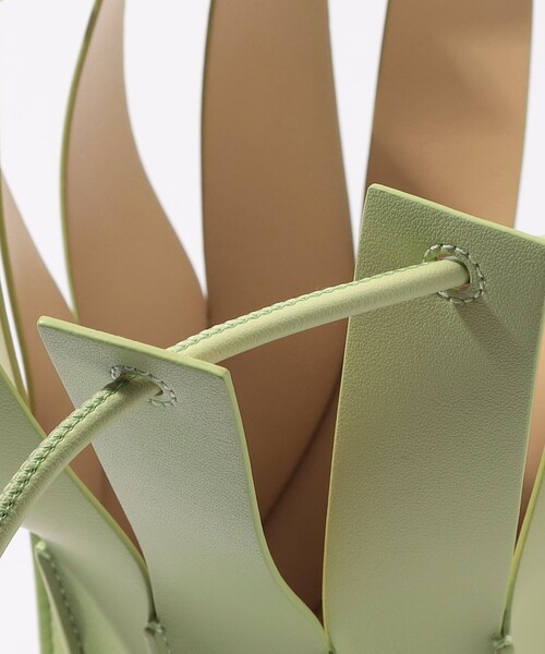 TOMORROWLAND （トゥモローランド）の「ADD CULUMN LAMP ショルダーバッグ（ショルダーバッグ・レディース・ブラック/ミント/ライトピンク/ライトベージュ・FREE）」の11枚目の写真