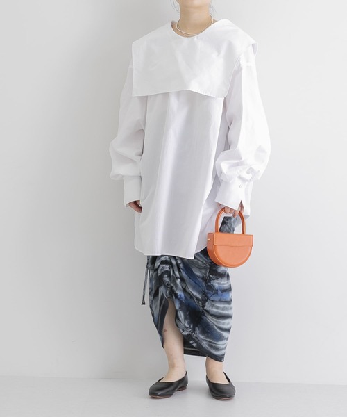 iI（アイ）の「iI　square collar blouse（シャツ/ブラウス・レディース・ホワイト/ブラック/ブルー・ONE）」の19枚目の写真