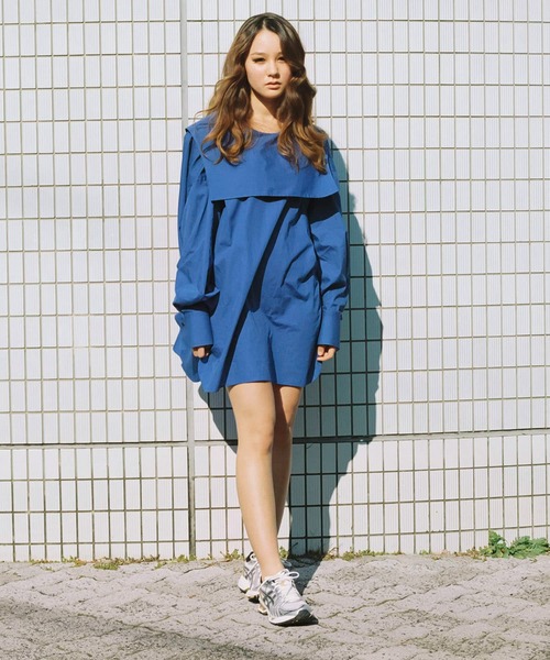 iI（アイ）の「iI　square collar blouse（シャツ/ブラウス・レディース・ホワイト/ブラック/ブルー・ONE）」の16枚目の写真