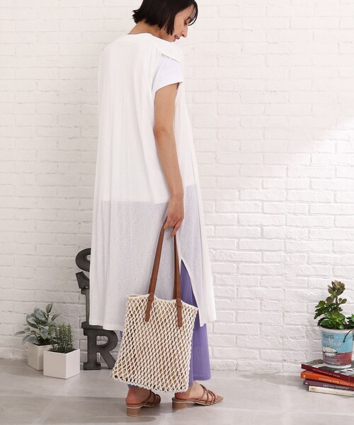 Cutie Blonde（キューティーブロンド）の「◆サイドスリット ロングジレ（ベスト・レディース・オフホワイト/ブラック/カーキ・00）」の18枚目の写真