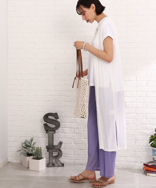 Cutie Blonde（キューティーブロンド）の「◆サイドスリット ロングジレ（ベスト・レディース・オフホワイト/ブラック/カーキ・00）」の19枚目の写真