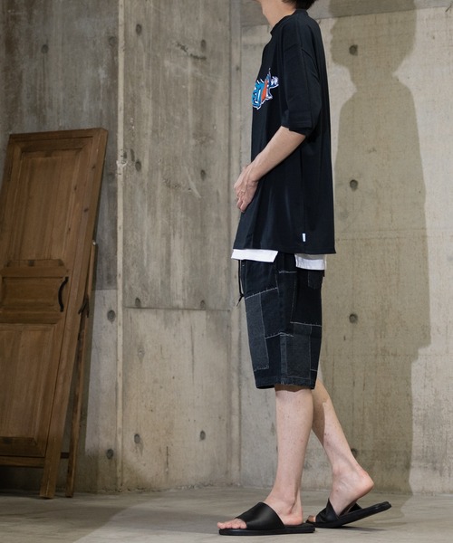 Limited Line Naive Magic(リミテッドラインナイーブマジック)の「【a】〔PETTY WOLF〕サガラ刺繍フロントロゴ 半袖BIGTシャツ(Tシャツ/カットソー・メンズ・ブルー/ホワイト/グリーン/ブラック・MEDIUM/LARGE)」の15枚目の写真