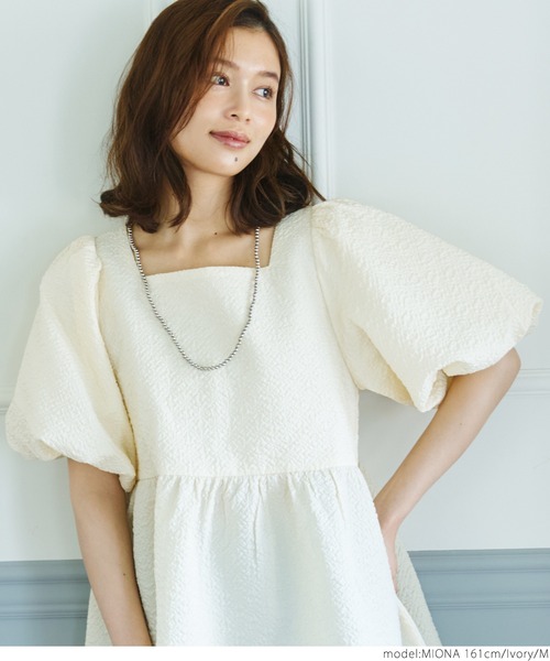 coca（coca）（コカ）の「＼新色登場／エンボススクエアブラウス（シャツ/ブラウス・レディース・ブラック/アイボリー/ライトグリーン・M/L）」の11枚目の写真