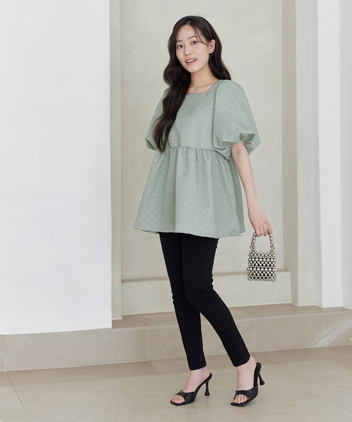 coca（coca）（コカ）の「＼新色登場／エンボススクエアブラウス（シャツ/ブラウス・レディース・ブラック/アイボリー/ライトグリーン・M/L）」の16枚目の写真