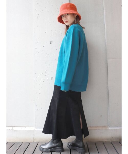 MURUA（ムルーア）の「クルーネックルーズニット（ニット/セーター・レディース・ブラック/グリーン/ブルー/モカ・FREE）」の7枚目の写真