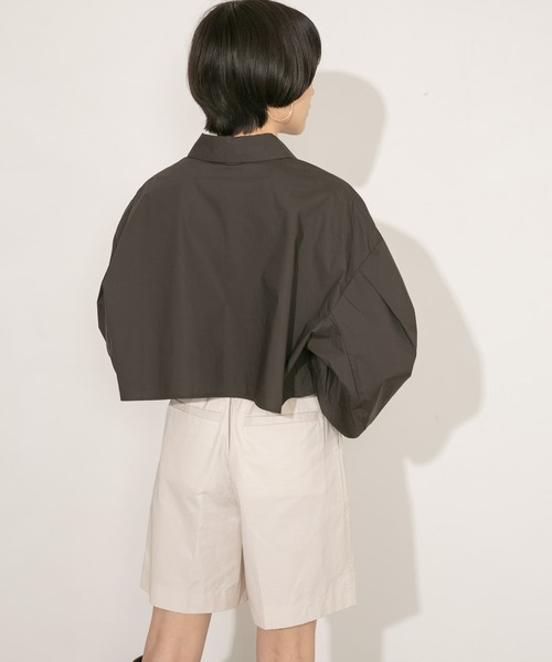 KBF（ケイビーエフ）の「ドロストギャザースリーブシャツ（シャツ/ブラウス・レディース・オフホワイト/ラベンダー/チャコールグレー・ONE）」の16枚目の写真