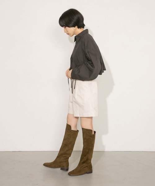 KBF（ケイビーエフ）の「ドロストギャザースリーブシャツ（シャツ/ブラウス・レディース・オフホワイト/ラベンダー/チャコールグレー・ONE）」の18枚目の写真