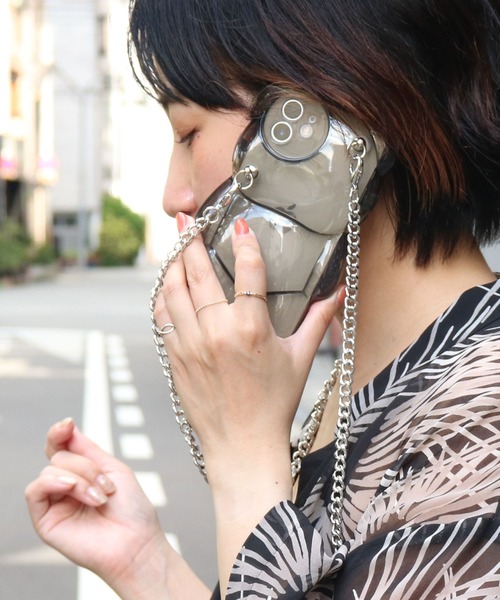 macaroni edge（マカロニエッジ）の「〈macaroni edge/マカロニエッジ〉クマのダイカットクリアチェーン付きiPhoneケース(iphone11/12/12pro/13/13pro)（スマホケース/カバー・レディース・ホワイト/ブラック/パープル・iPhone 12/iPhone 13/iPhone 13 Pro/iPhone 12 Pro/iPhone 11）」の18枚目の写真