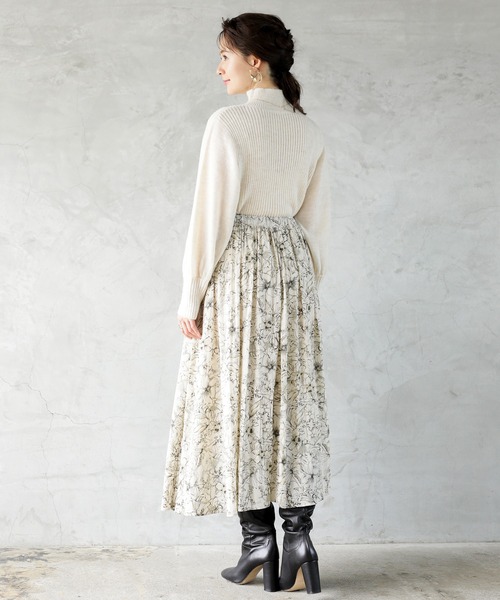 ENNEA(エンネア)の「【2022AWプレオーダー】ウールモヘアタム・ボリュームスリーブハイネックリブニット(ニット/セーター・レディース・オフホワイト/ブラック/ベージュ・M)」の9枚目の写真