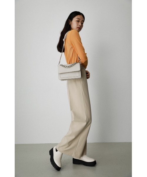 AZUL by moussy（アズールバイマウジー）の「CHUNKY CHAIN SHOULDER BAG/チャンキーチェーンショルダーバッグ（ショルダーバッグ・レディース・ブラック/ライトベージュ・FREE）」の21枚目の写真