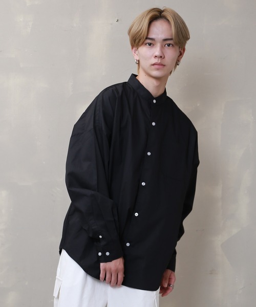 SPINNS(スピンズ)の「【ビックシルエット】長袖 ノーカラーシャツ(シャツ/ブラウス・メンズ・ホワイト/ブラック/サックスブルー・L)」の3枚目の写真