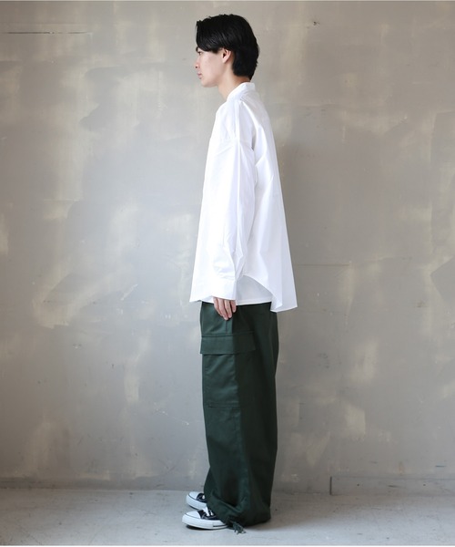 SPINNS(スピンズ)の「【ビックシルエット】長袖 ノーカラーシャツ(シャツ/ブラウス・メンズ・ホワイト/ブラック/サックスブルー・L)」の22枚目の写真