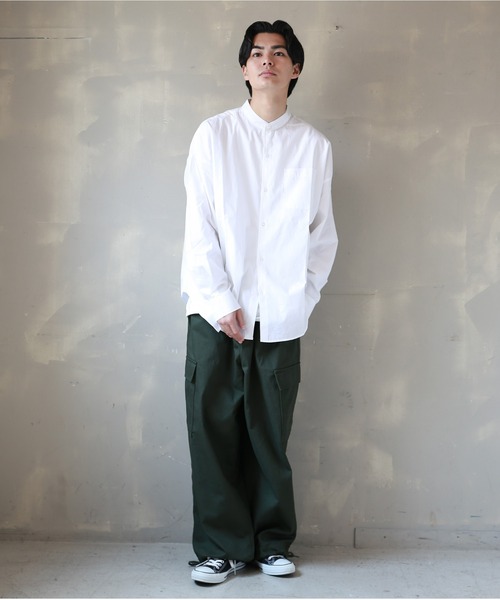SPINNS(スピンズ)の「【ビックシルエット】長袖 ノーカラーシャツ(シャツ/ブラウス・メンズ・ホワイト/ブラック/サックスブルー・L)」の9枚目の写真
