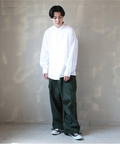 SPINNS(スピンズ)の「【ビックシルエット】長袖 ノーカラーシャツ(シャツ/ブラウス・メンズ・ホワイト/ブラック/サックスブルー・L)」の12枚目の写真