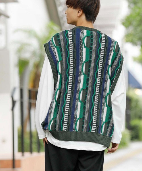 Beno(ビーノ)の「ヴィンテージライク ジャガード 3Dニットベスト(ベスト・メンズ・ベージュ系/グリーン系/ブラック系・M/L)」の19枚目の写真