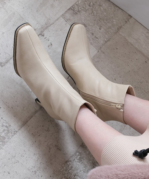 AmiAmi(アミアミ)の「【7.5cmヒールVer.】スクエアトゥブーツ/プレートヒール(ブーツ・レディース・ブラック/アイボリー/ブラック系その他/グレイッシュベージュ/グレー/ブラック×ブラック・LL/S/M/L)」の5枚目の写真