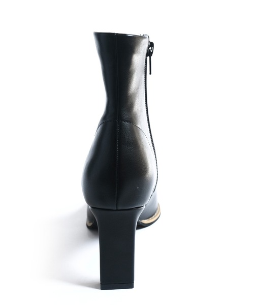 AmiAmi(アミアミ)の「【7.5cmヒールVer.】スクエアトゥブーツ/プレートヒール(ブーツ・レディース・ブラック/アイボリー/ブラック系その他/グレイッシュベージュ/グレー/ブラック×ブラック・LL/S/M/L)」の17枚目の写真